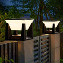 Lampe solaire pilier entree de jardin