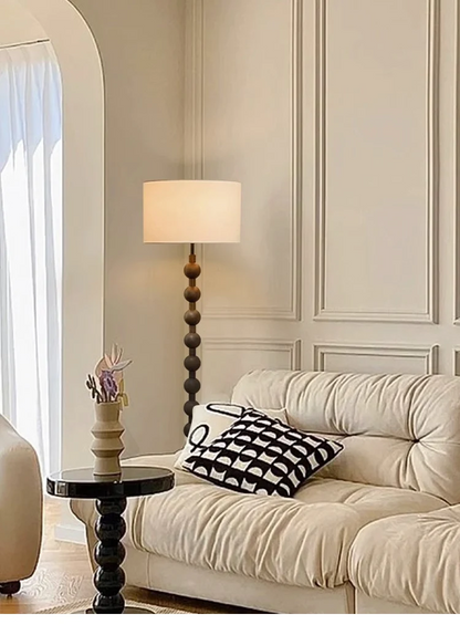 Lampadaire en bois Japandi