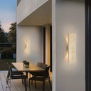 Applique murale Stela extérieure en pierre naturelle indirect pour façade moderne by Luppa